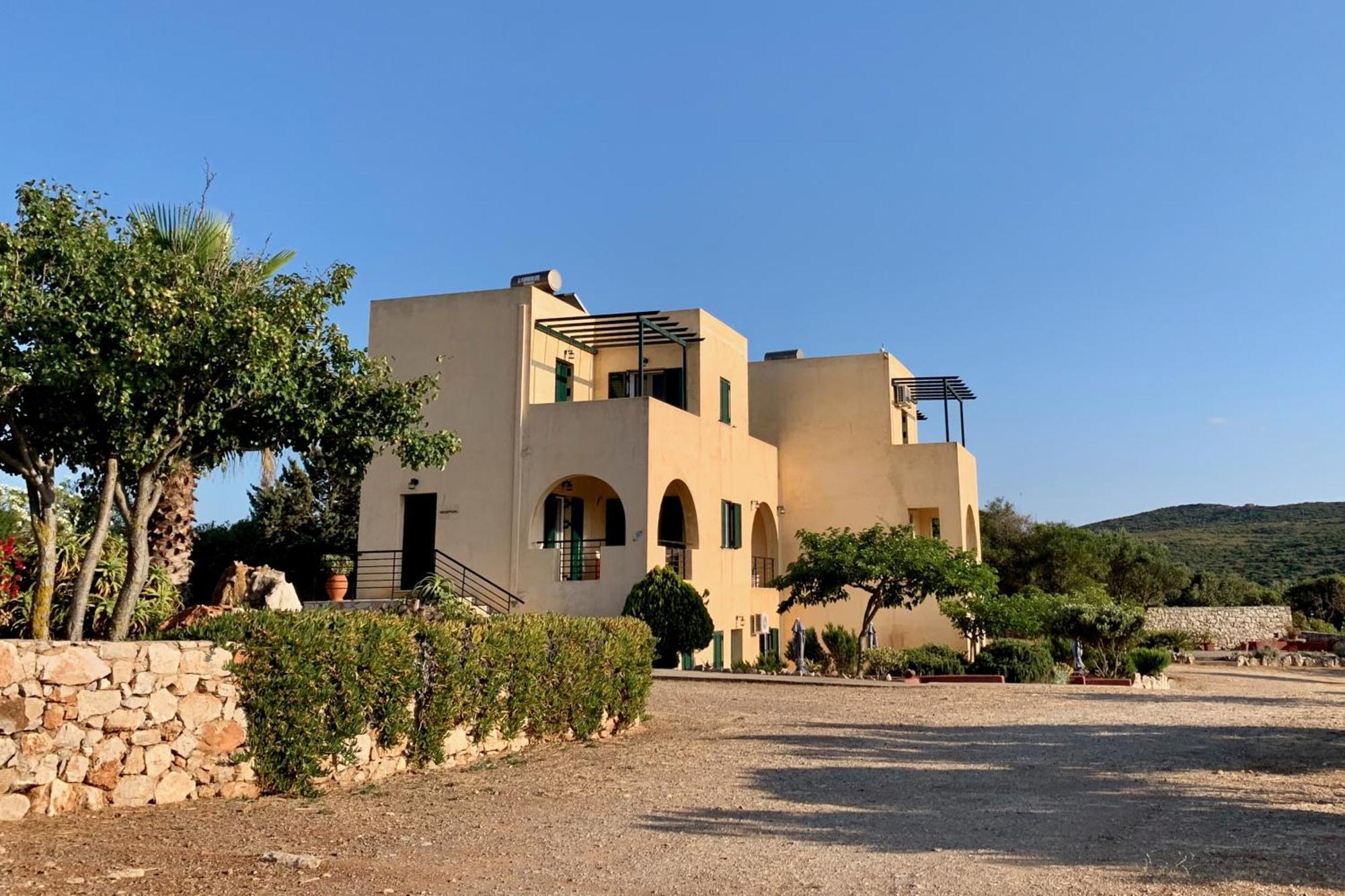 Giannikas Apartments Livadi  Exterior photo